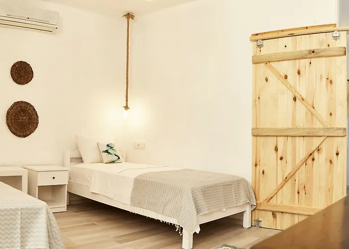 Koop' / Eski Hotel Datca